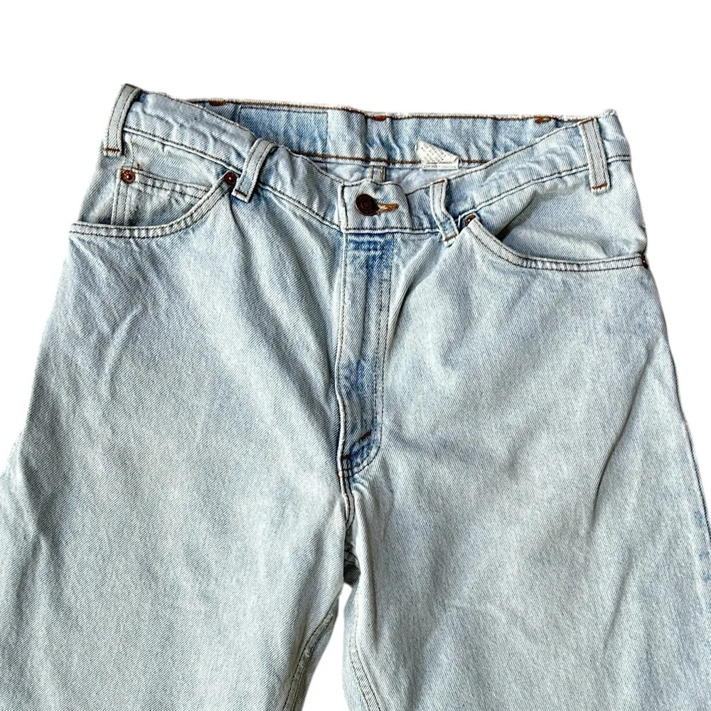 Vintage Orange Tab Levi’s 550 Light Wash Relaxed Baggy Jeans Made in USA, 33